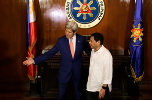 菲律賓總統首次外訪 將見奧巴馬談南