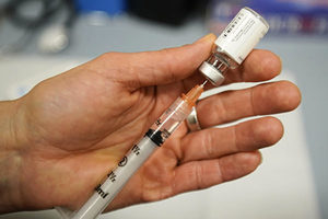 疫苗保障基金接11宗索償  接2,402宗異常報告  
