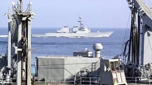 美艦高調穿越台海 中共「反對」