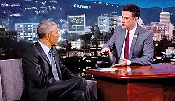 奧巴馬在脫口秀中表示，外星人在控制人類。（視頻截圖）