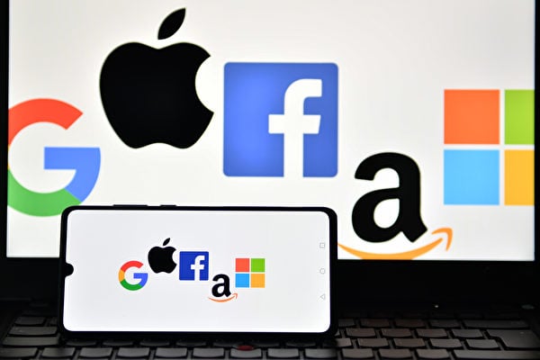 Google、Amazon、Facebook等大科技公司正面臨反壟斷調查。此圖2020年12月18日攝於倫敦，照片顯示了Google、Apple、Facebook、Amazon和Microsoft的logo顯示在手機和手提電腦屏幕上。（Justin Tallis / AFP ）