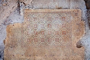以色列出土 千年色彩斑斕馬賽克地磚