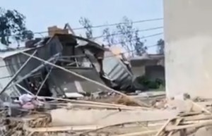 龍捲風襲擊江蘇徐州 十二人受傷 近百間房損毀