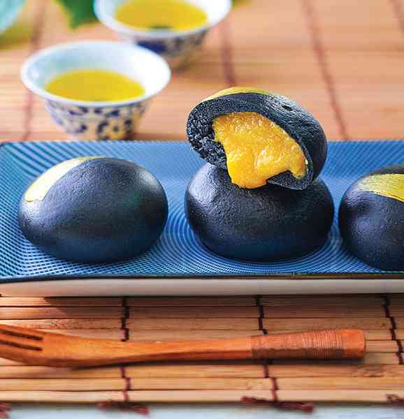 柔軟香Q 黑金奶黃流沙包