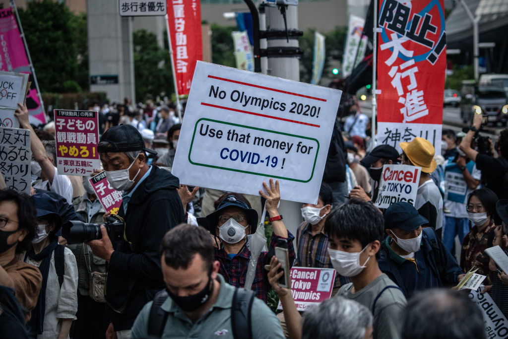 IHS Markit今（6月23日）公佈6月份日本綜合產出指數初值為47.8，反映商業活動正在收縮。東京奧運即將到來，但受制於疫戰，對服務界的商業活動料「幫不上多少忙」。（Carl Court/Getty Images）
