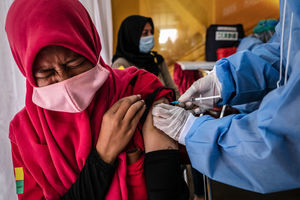 印尼連續兩天新增病例居全球之首 科興疫苗功效再受關注
