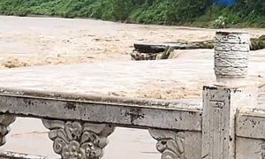 河北易縣爆發六十年來最大洪水