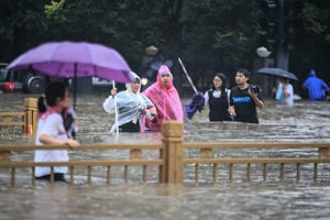 官方洩洪後12小時才公佈 專家：鄭州洪水是人禍