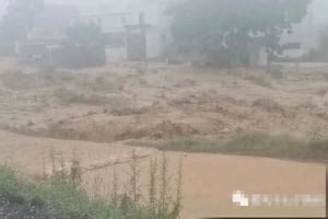 洪水兇猛 鄭州轄下一村幾乎夷平 23村民被沖走