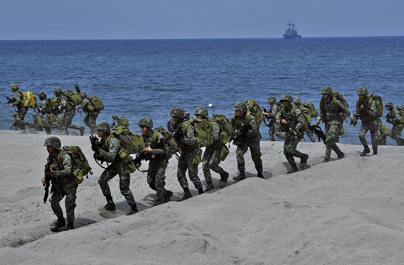共軍兵船合練搶灘登陸  日媒呼籲日台開展防務對話