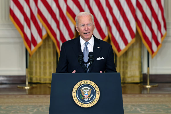 圖為2021年8月16日，美國總統拜登（Joe Biden）在華盛頓特區白宮東廳就阿富汗日益惡化的危機發表講話。（Anna Moneymaker Getty Images）
