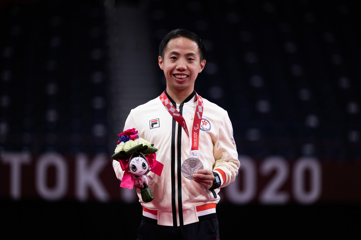 朱文佳今早（5日）在東京殘奧羽毛球男單賽事中，為香港奪得今屆殘奧第二面銀牌。(香港殘疾人奧委會暨傷殘人士體育協會提供)