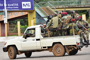 畿內亞軍人政變 總統疑遭逮捕