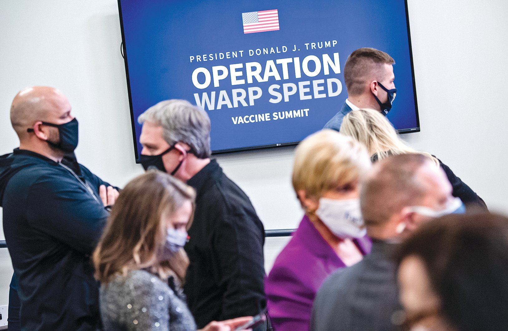 2020 年 12 月 8 日，在白宮附近的艾森豪威爾行政辦公大樓，由特朗普總統主持的加速研發疫苗行動峰會上，有不少來賓參與出席。（AFP）