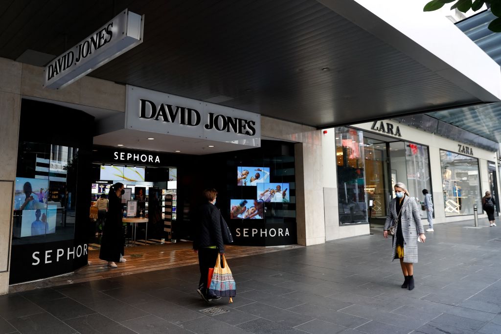 澳洲本周公布8月份零售業銷售初值按月跌1.7%。（CON CHRONIS/AFP via Getty Images）