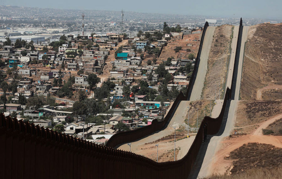 美高院支持建邊境牆 將案件發回下院重審