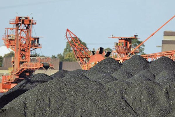 在全球能源緊縮引發買家爭搶燃料貨源後，澳洲優質動力煤的價格已飆升至歷史新高。圖為澳洲Waratah煤炭公司。（Corey Davis/Getty Images）