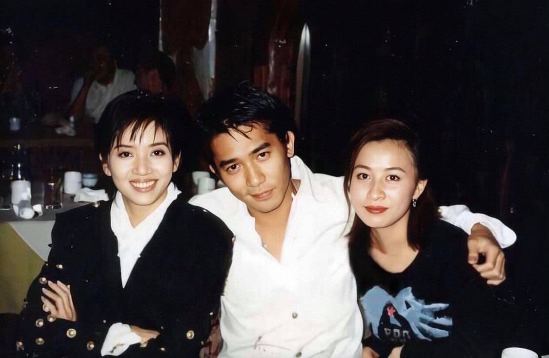 鮮少在Facebook發文的梁朝偉，昨天（10日）一早就貼出一張多年前與梅艷芳及老婆劉嘉玲的合照。（梁朝偉FB）