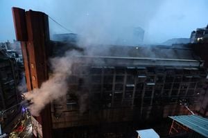 【更新】高雄「城中城」大樓火警46死41傷  不排除有人為因素