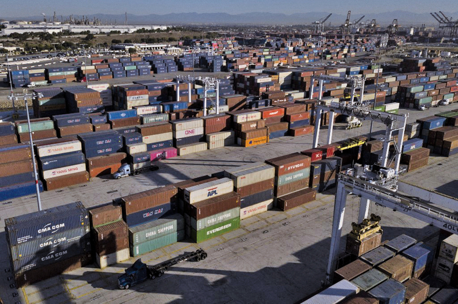 美最大貨櫃港積20萬個貨櫃