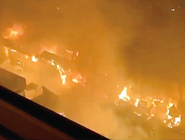 山東科大北門起火 學生被炸醒