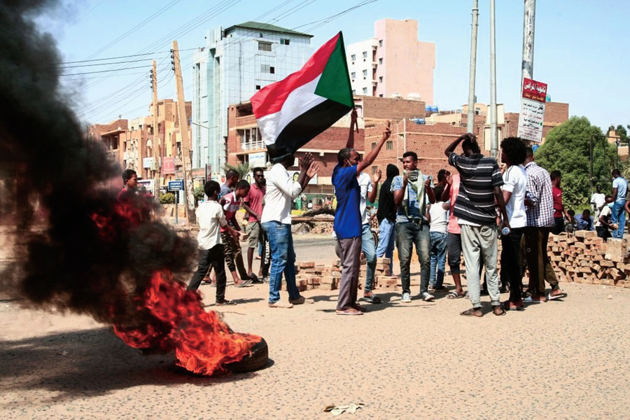  蘇丹軍事政變 國際施壓 總理獲釋返家