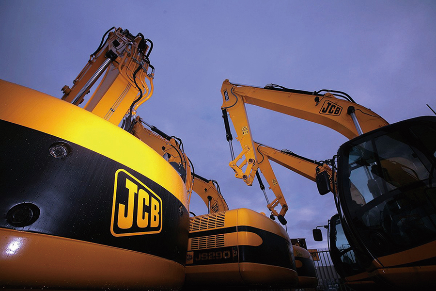 2009年1月13日，英國曼徹斯特一家經銷商賣場的JCB挖掘機和推土設備。示意圖。（Photo by Christopher Furlong/Getty Images）