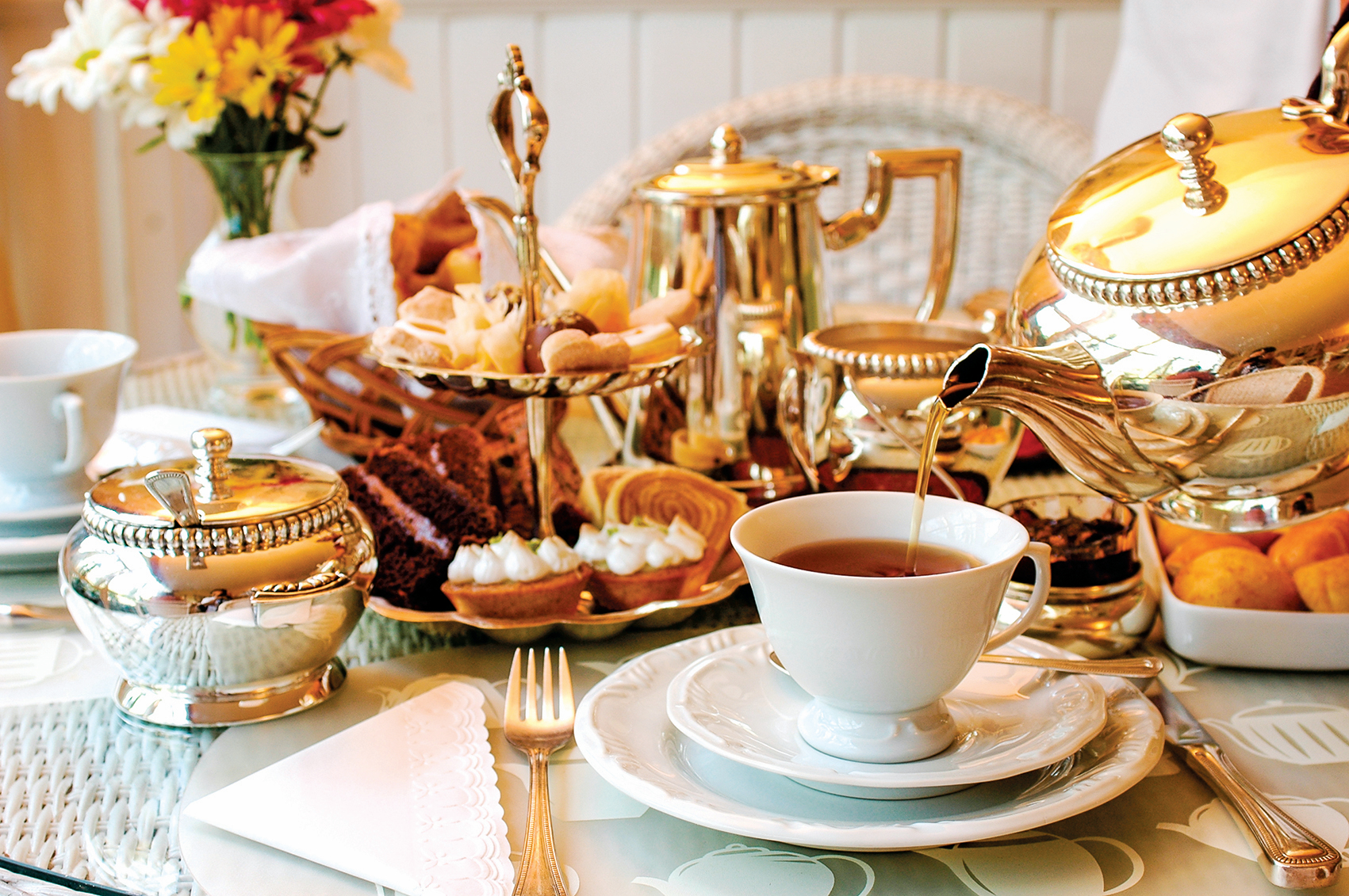 時至今日，英國人的下午茶文化仍十分流行。