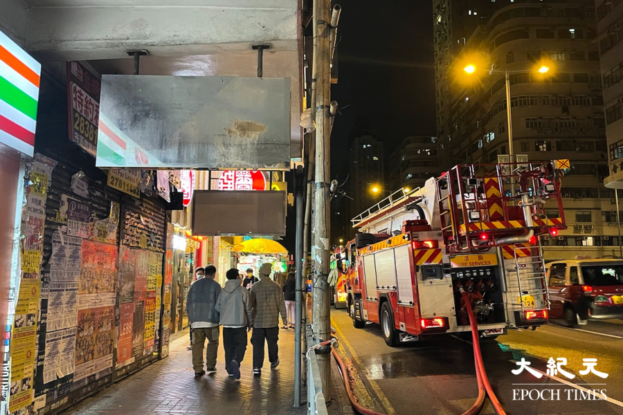 旺角花園街一大廈凌晨突起火 懷疑冷氣機雜物燃燒引致火警