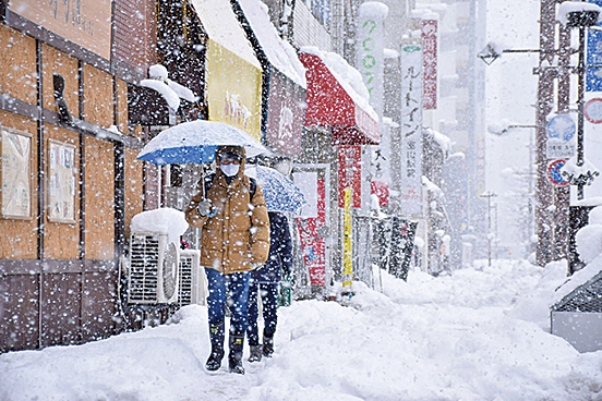 強烈寒流來襲 東京12月罕見零下低溫