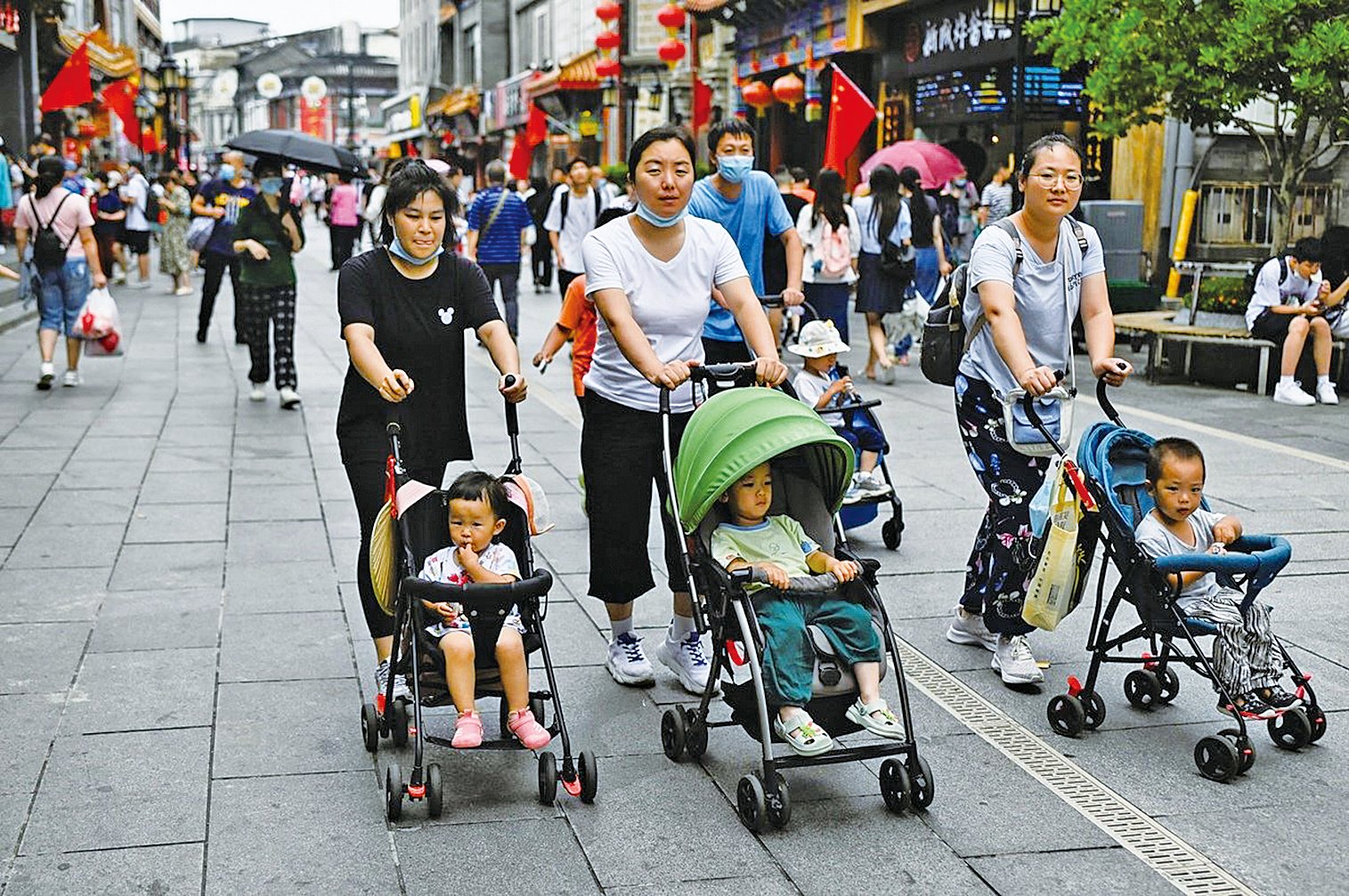 儘管中共大力鼓勵生育，但周一（1月17日）公布2021年人口統計數字顯示，新出生人口數量連續第五年下降，達1949年以來的最低水平。（Wang Zhao/AFP）