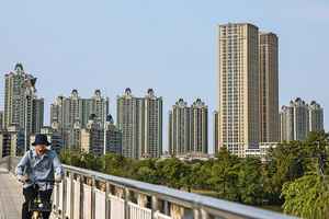 央行降準減息未見效 中國29城房產成交量近腰斬