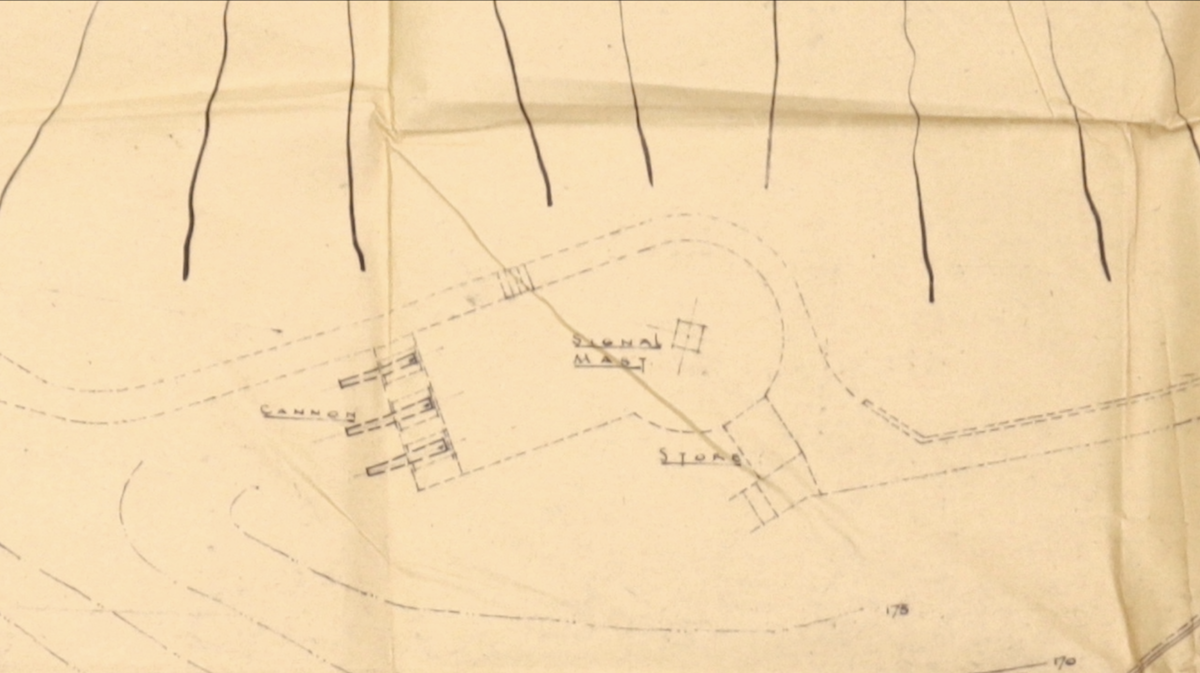 橫瀾島信號旗杆及儲物室平面圖。（香港政府檔案處）