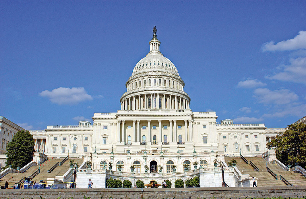 圖為美國國會大廈。（Stefan Zaklin/Getty Images）
