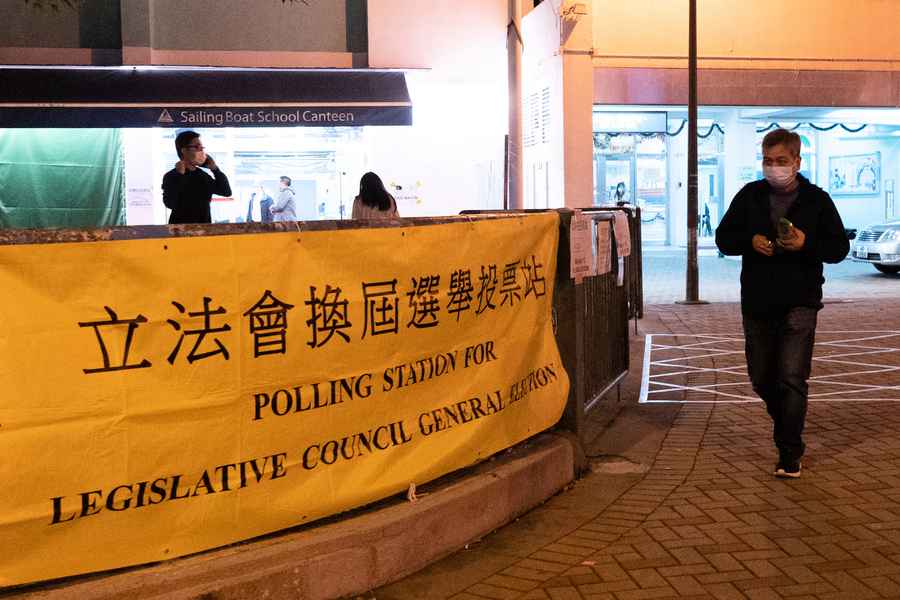 五旬男涉轉發貼文煽惑投白票 獲保釋至下周二再訊