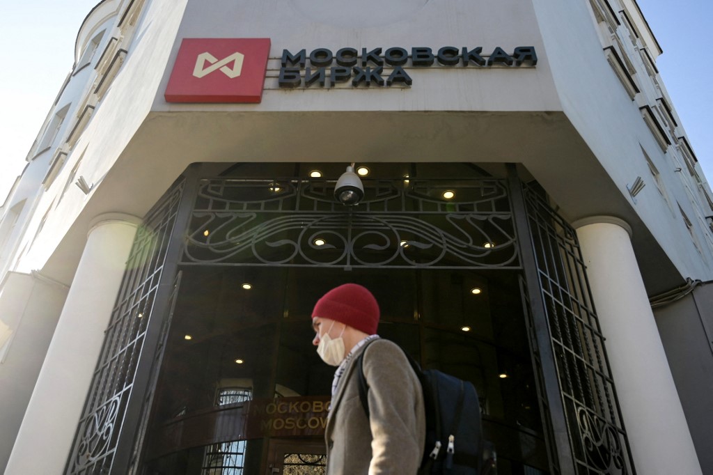MSCI新興市場指數將剔除俄股。圖為莫斯科交易所。（Natalia KOLESNIKOVA / AFP）