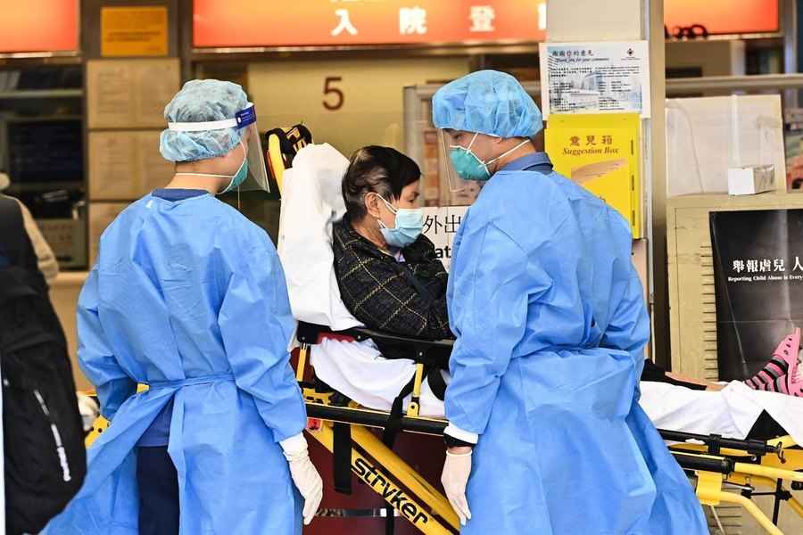 香港醫療體系水平高  疫情下為何死亡率高企