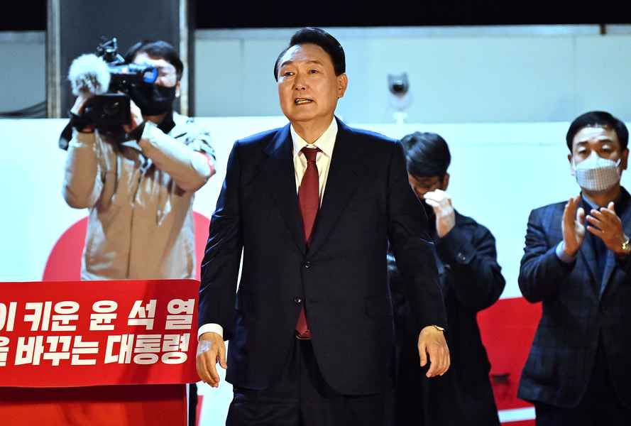 韓國實現政權交替 右翼候選人尹錫銳當選新總統