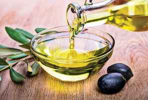 橄欖油是美容護膚聖品 消除粉刺、眼袋效果好