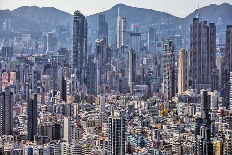 高盛：香港樓價未來四年每年跌5% 地產股看俏長實與新世界