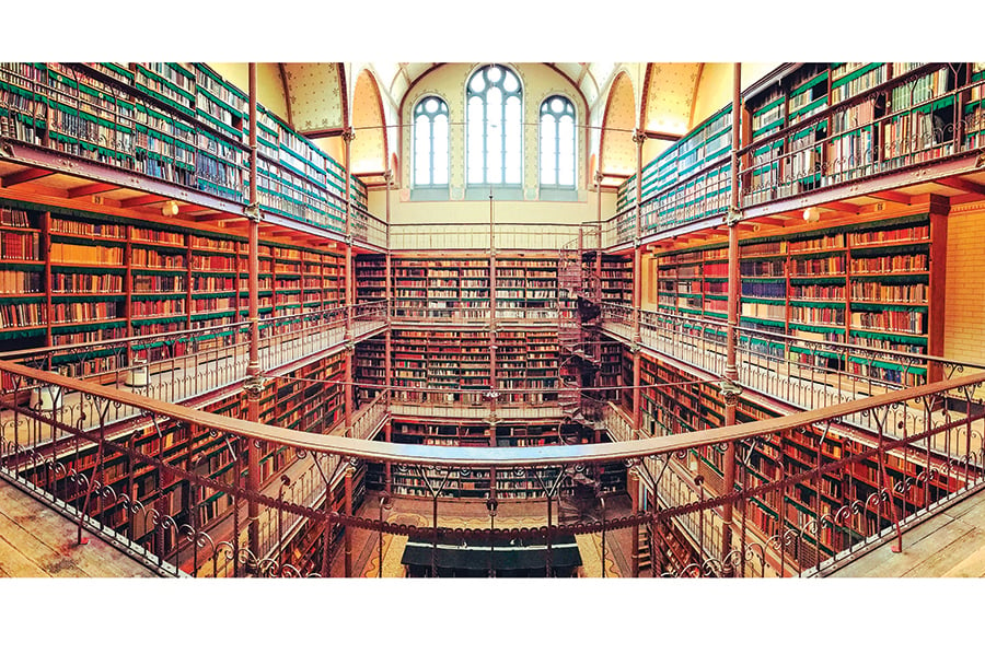 電子書豈能取代圖書館的藏書？圖為荷蘭國立博物館之圖書館，這是荷蘭研究公共藝術史最大的圖書館。（Salvador Maniquiz/Shutterstock）