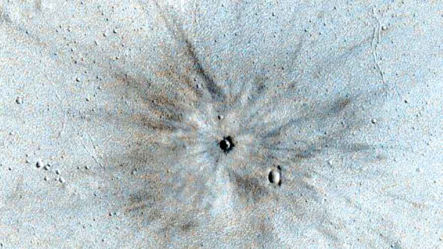 火星上發現一個新的撞擊坑