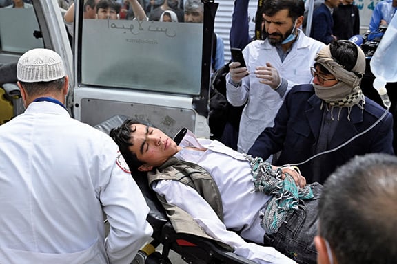 喀布爾中學發生三連爆  六死