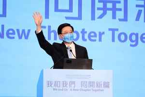特首選舉｜中文水平被評「災難級」 回顧李家超32天參選歷程