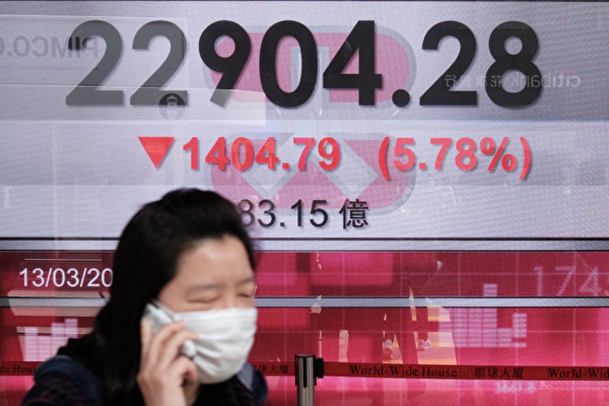 李家超「當選」香港特首，外界解讀為「維穩優先，經濟退位」，不少評論對香港維持國際金融中心地位感到悲觀。資料圖片。(Anthony WALLACE/AFP)