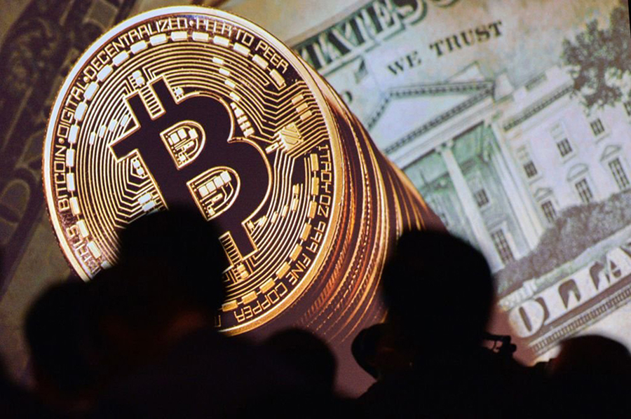 比特幣是一種虛擬的加密貨幣。（Roslan Rahman/AFP/Getty Images）