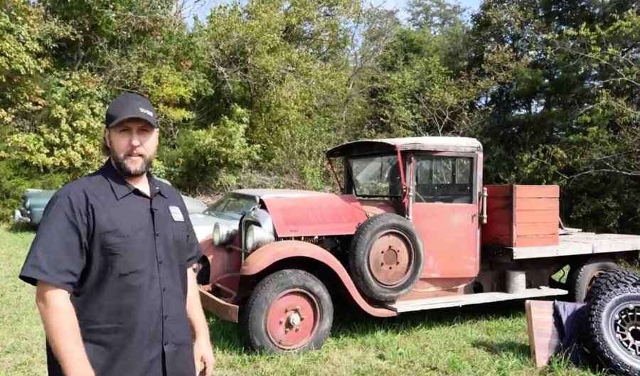 美國男子費盡周折 成功啟動具百年歷史的舊卡車