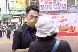 612三周年｜市民著黑衫行銅鑼灣紀念：會留守香港 一路不忘初衷（影片）