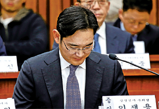 在國會聽證會上，三星電子副會長李在鎔成為朝野國會議員群起質詢的主要對象。（Getty Images）