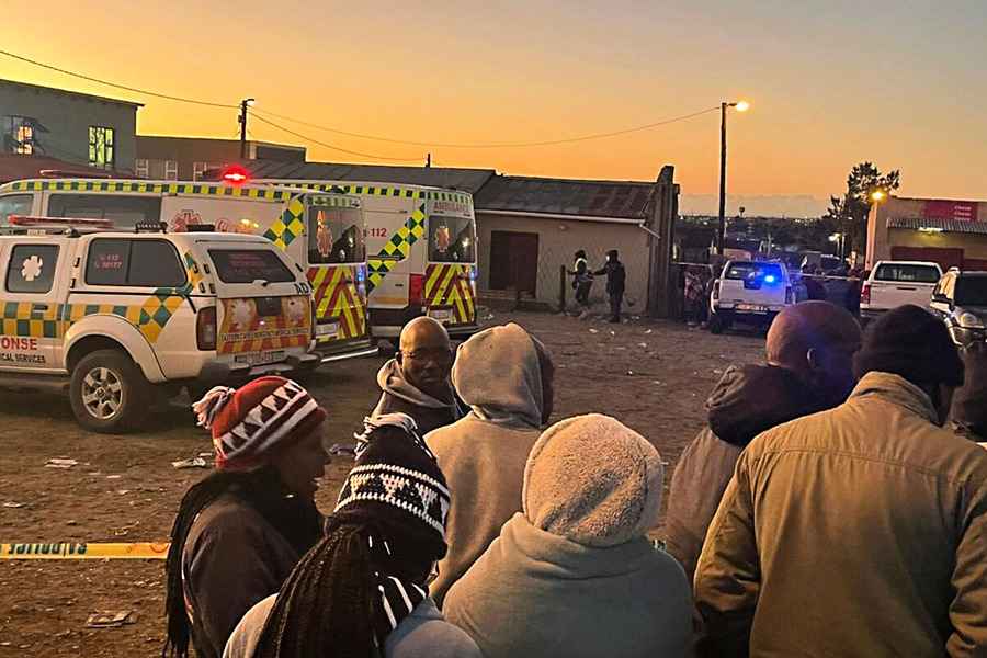 南非鄉鎮酒館內發現22具青少年屍體 死亡原因不明